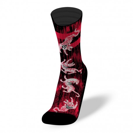 Chaussettes rouges CHINA TIGER | LITHE APPAREL