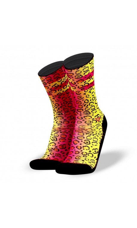 Chaussettes multicolores WILD FLUOR pour athlète by LITHE APPAREL